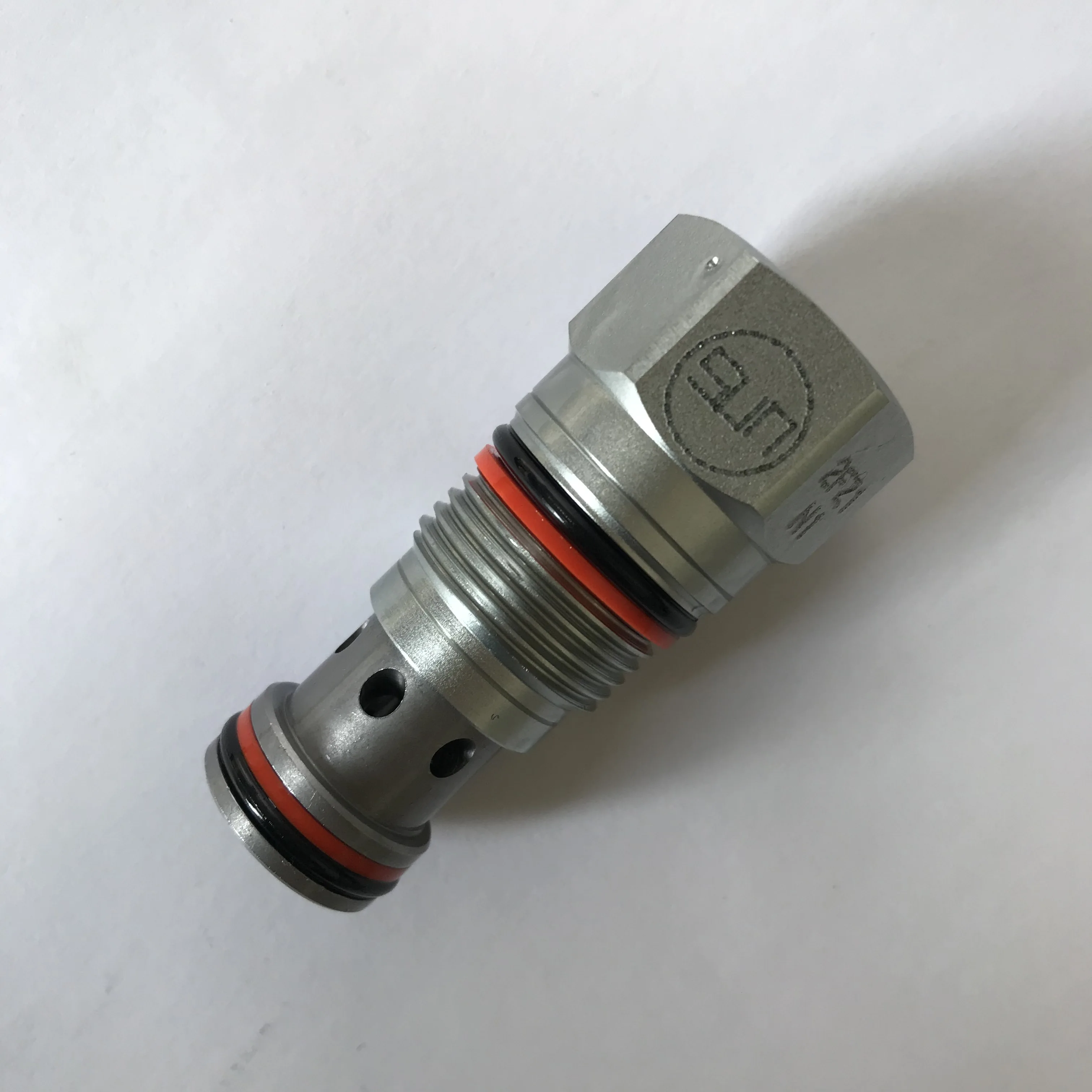 CXCD-XCN Sun Hydraulics мини-обратный клапан черный управления расходом 2 бар 60 л/мин