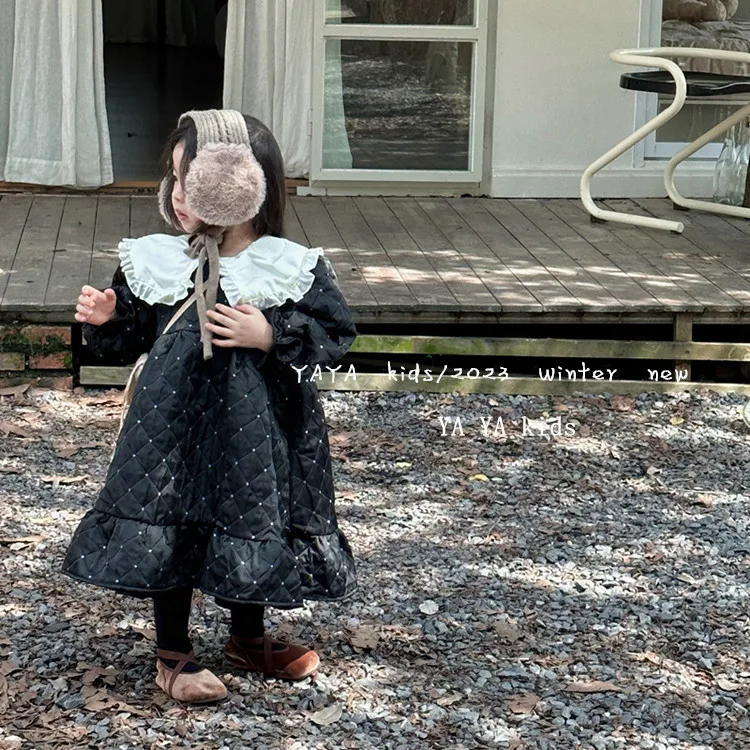 

Новое зимнее платье для девочек 2023 детское корейское издание большое плюшевое утепленное темпераментное черное жаккардовое длинное платье с воротником-поло