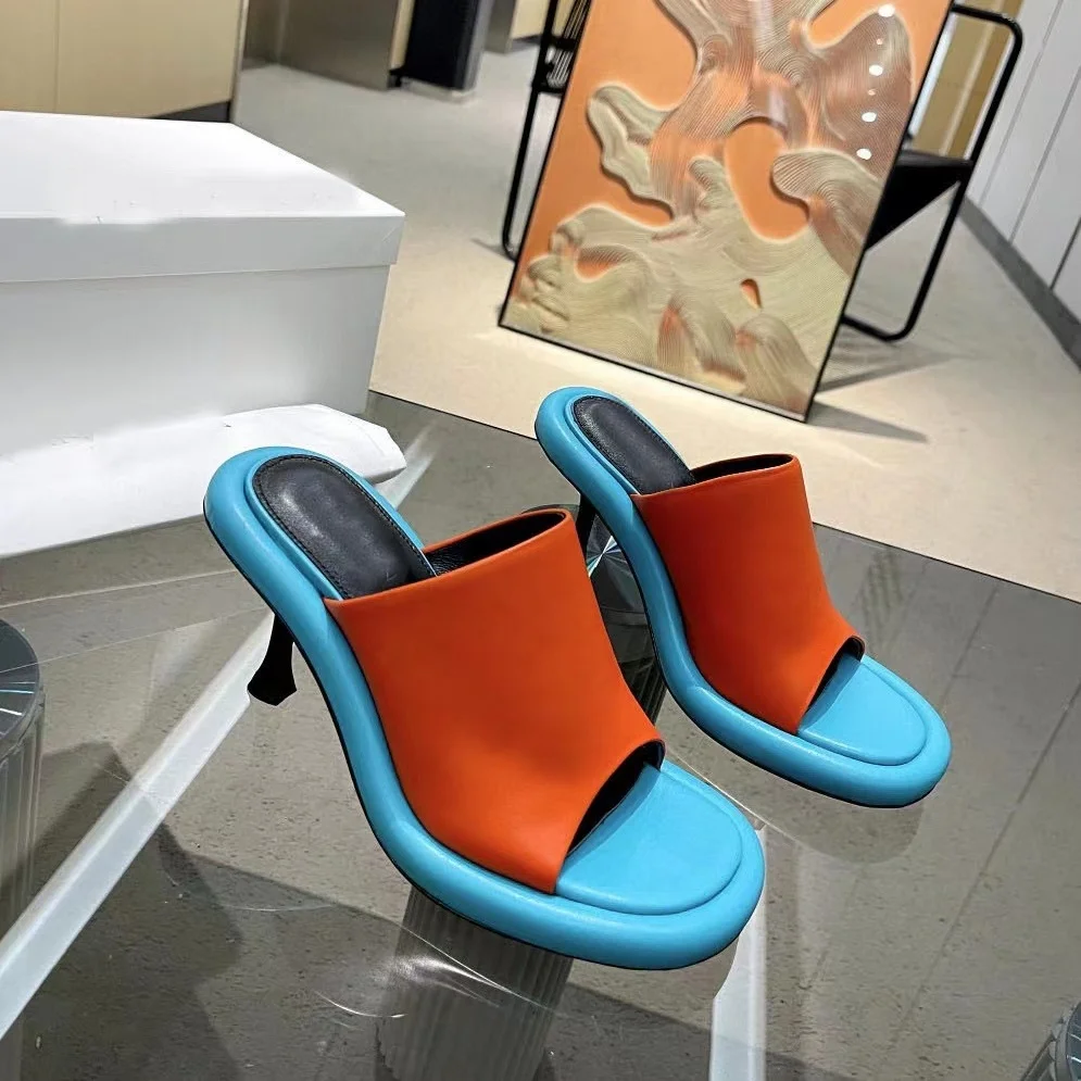 

Женские мюли на каблуке-бампере, пикантные туфли с открытым носком, со стразами, потрясающие кожаные тапочки, новый цвет