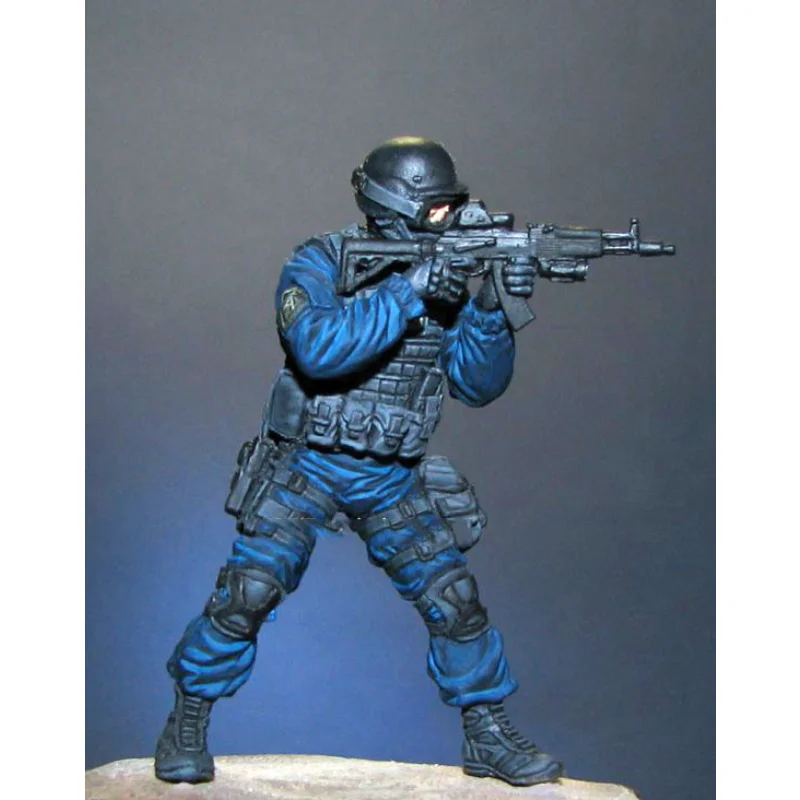 

Масштаб 1/35, литой под давлением смола, белая модель n FSB, специальная сила, нуждается в цветных игрушках-моделях, бесплатная доставка