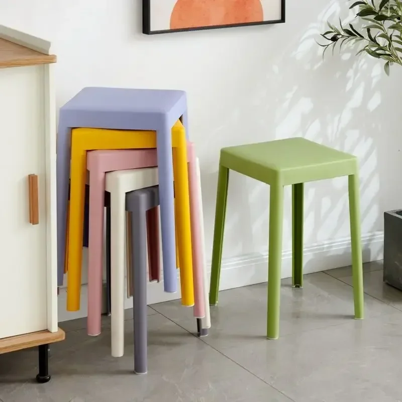 Штабелируемые стулья для гостиной не занимают много места высокоцветный стул