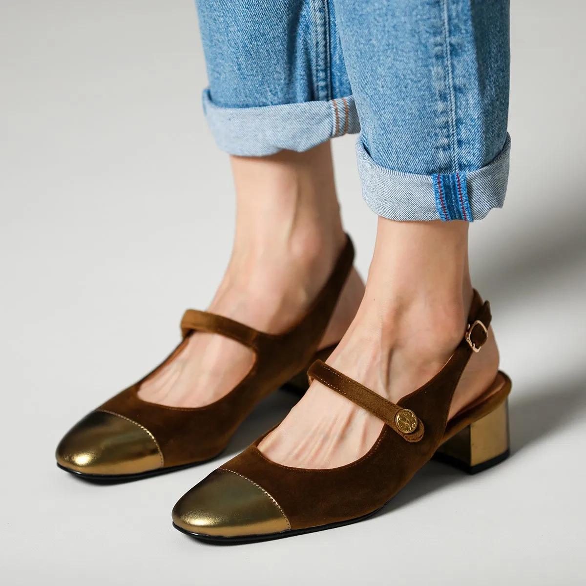 

Women Pumps ne Strap Elegant Ladies Buckle Shoes Spring Atumn Vintage Pumps Velvet Summer Sandals 4cm Mary Jane Simple Shoes O