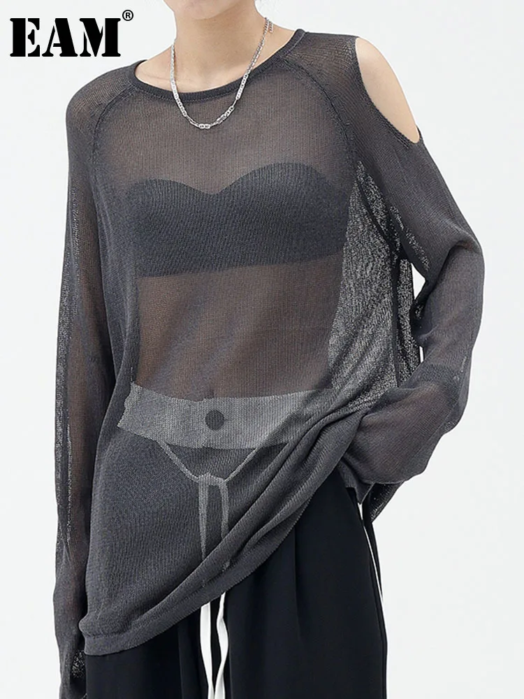 

[EAM] Women Gray Perspective Big Size Off Shouder T-shirt New Round Neck Long Sleeve Fashion Tide Spring Autumn 2022 1DE9271