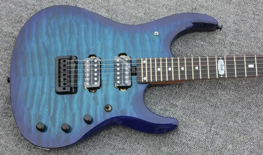 

JP6 Music ManJPX JohnPetrucci Lake Blue Electric Guitar Quilted Maple Top Matched Headstock, Black Hardware, Tremolo Tailpiece