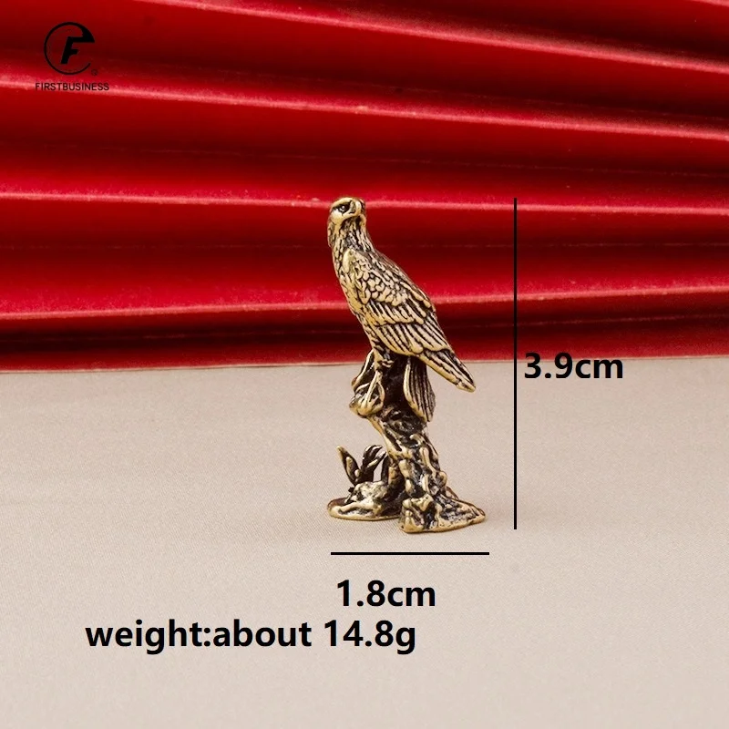 Миниатюрная статуэтка орла из меди