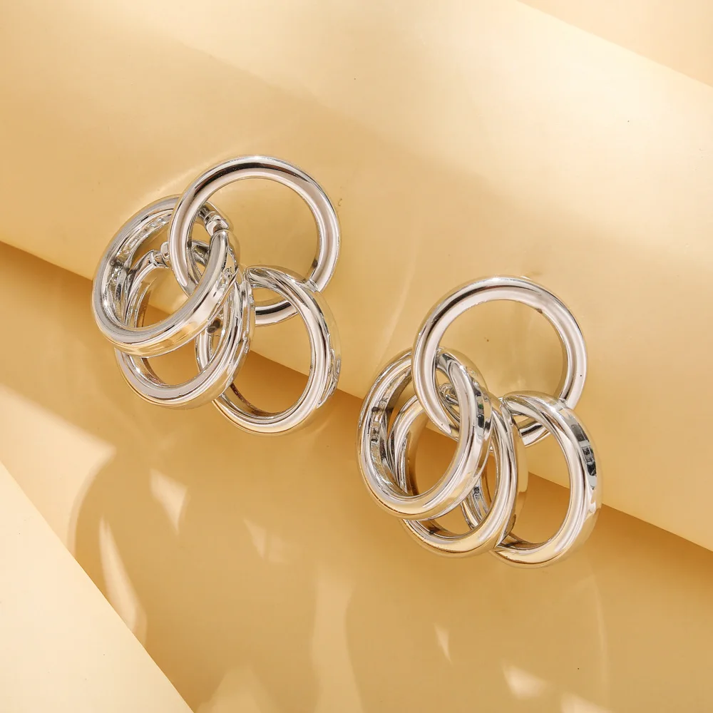 

Imitate Metal Luster Ring Buckle Circular Pendant Earrings INS Style Minimalist Fashion Noble Temperament Women Jewelry Gift