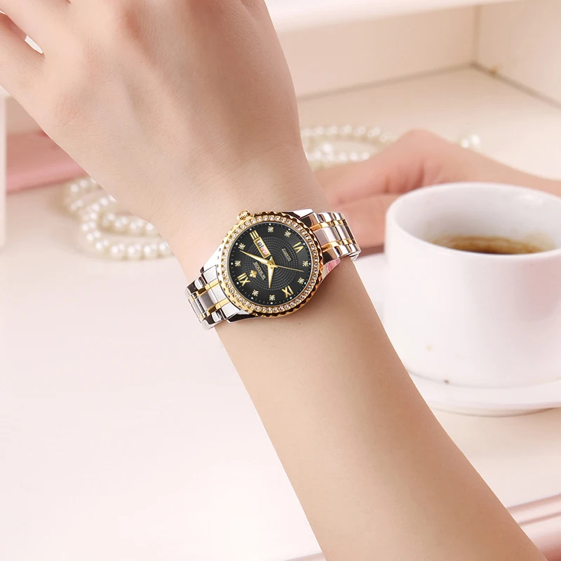 WWOOR Fashion Luxury Men Women Watch Gold Quartz Wristwatch Stainless Steel Couples Clock Waterproof Business Sport Mens Watches