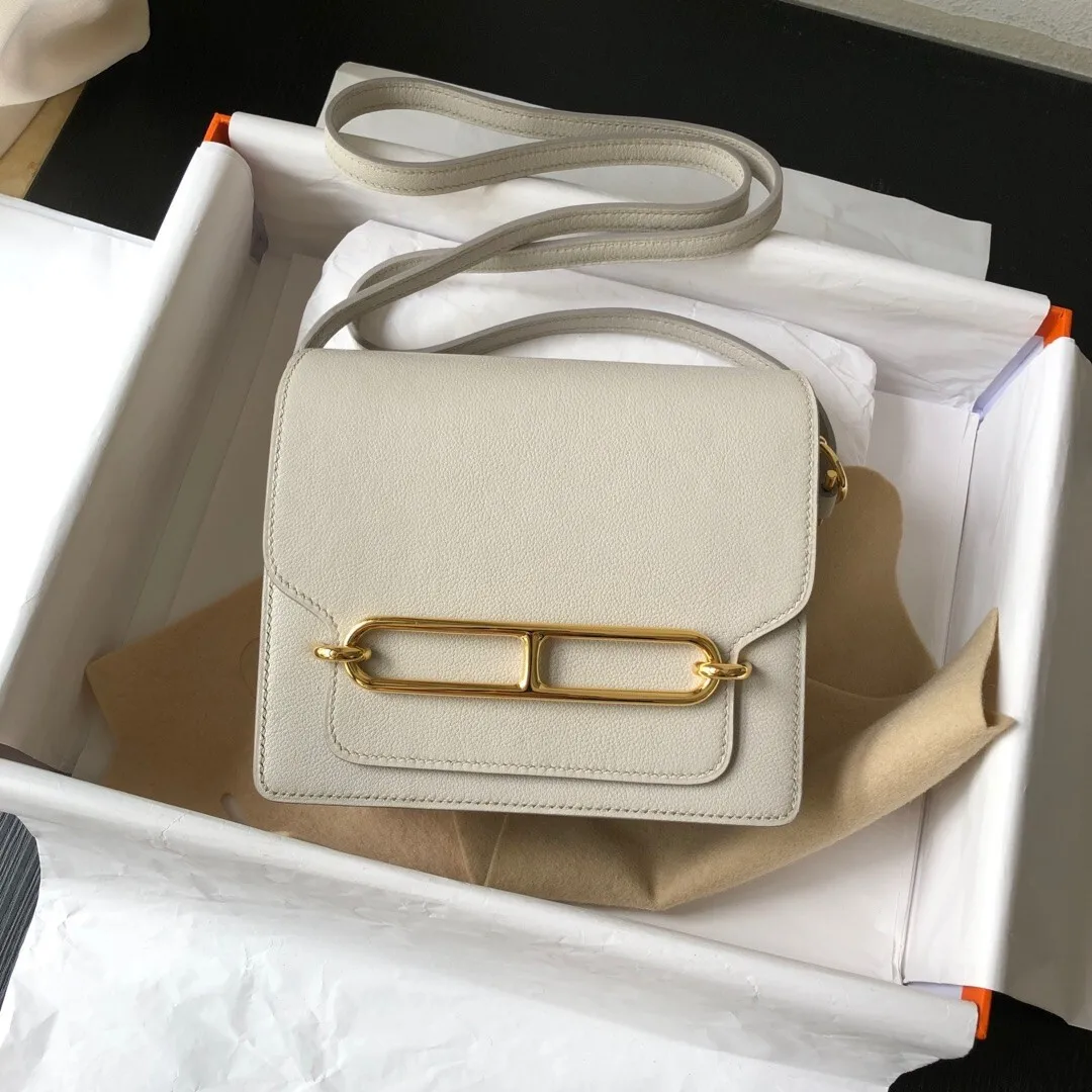 

2023 new high-grade leather pig nose bag tofu bag women's one-shoulder diagonal handbag