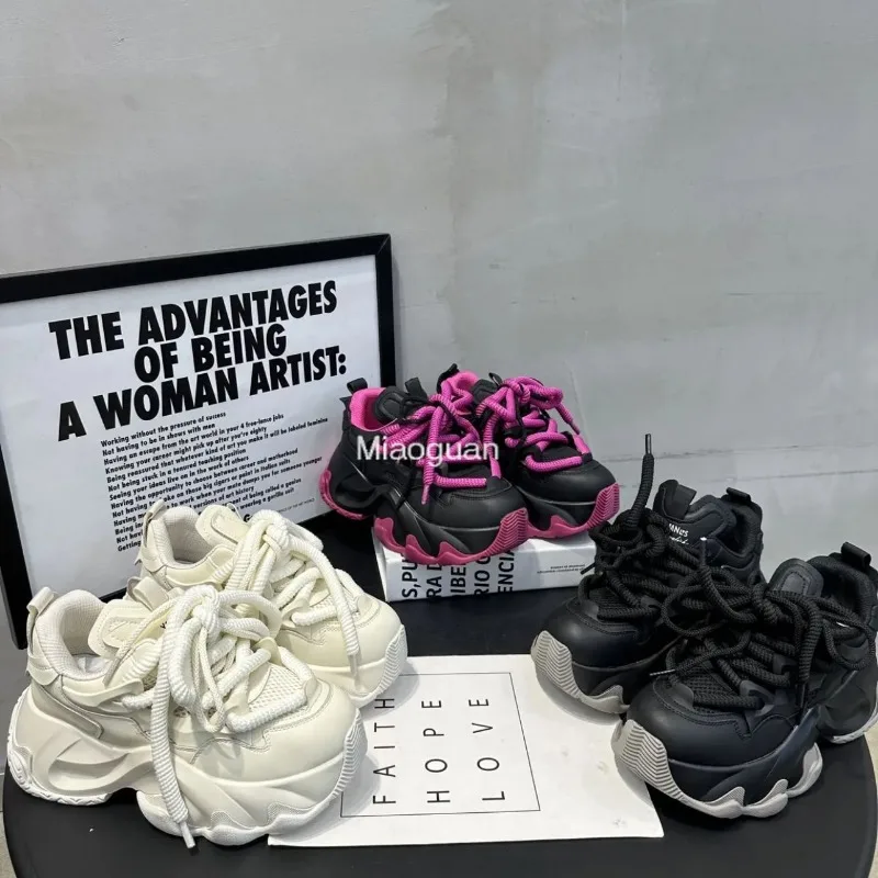 Женские кроссовки для бега на платформе повседневные мотоциклетные с цветным