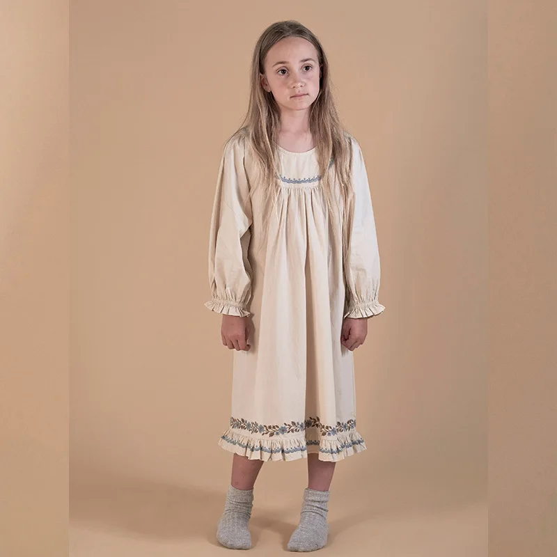 

Платье для девочек с вышивкой Весна 2022 Новинка весна лето Хлопковое платье с длинным рукавом для маленьких девочек Детские платья детская о...