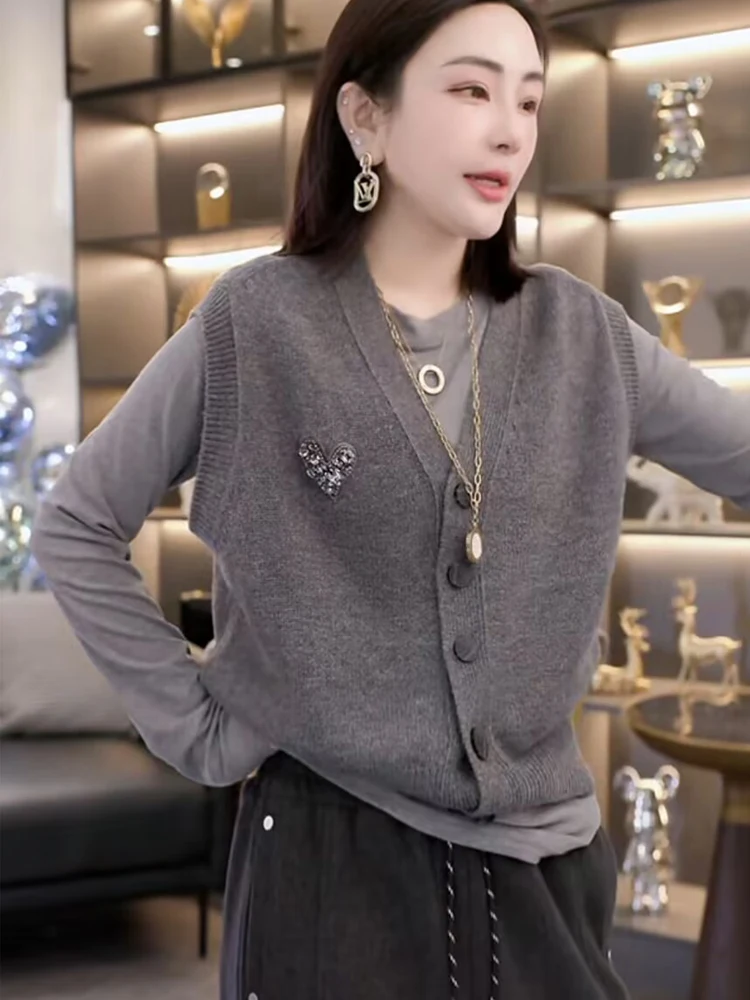 Autumn and Winter Chic All-Matching Sweater vest Women Outdoor Sleeveless Sweater Vest Cardigan Short coat Top Western Sle ...