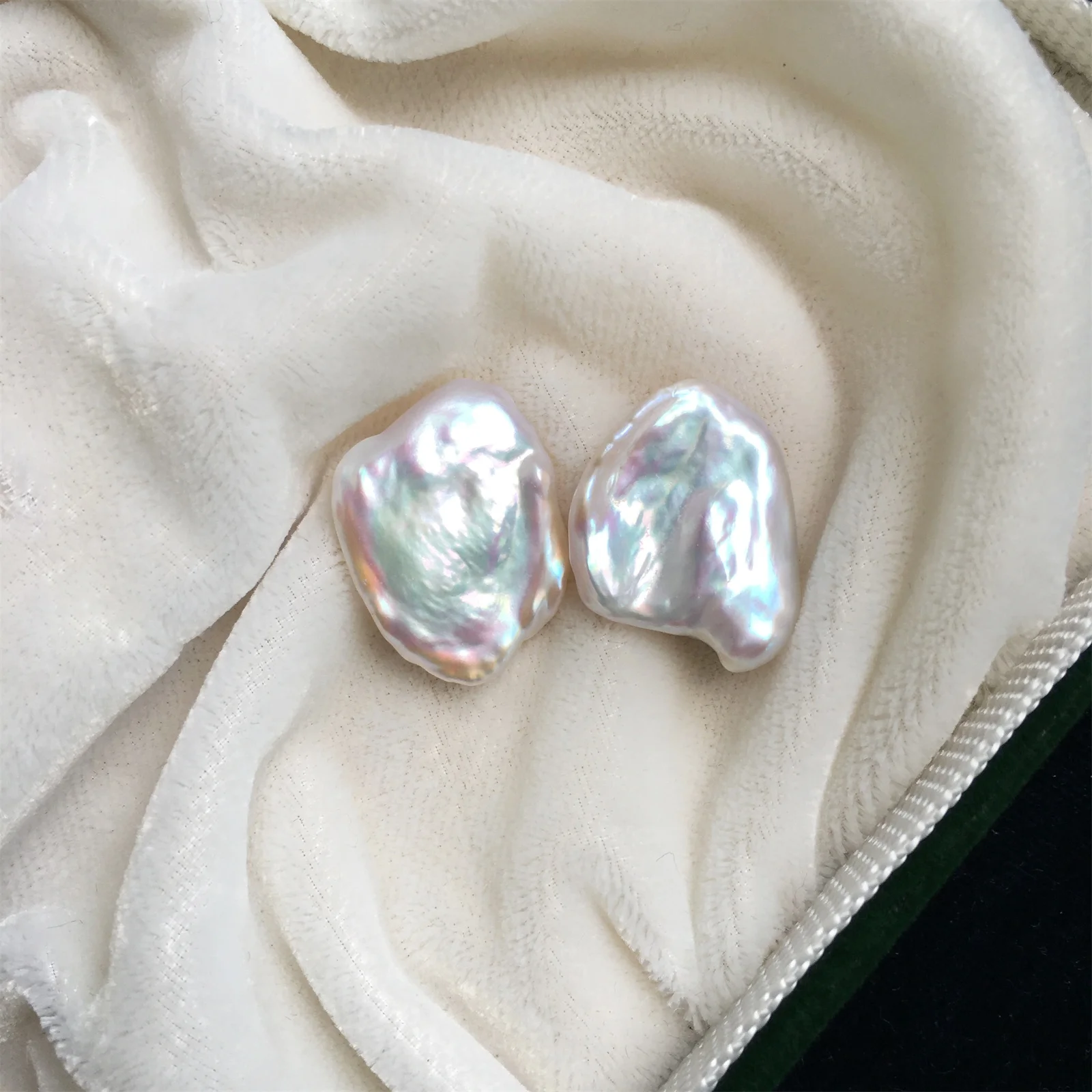  Серьги-гвоздики из стерлингового серебра с большим лепестком 5-6 мм в стиле