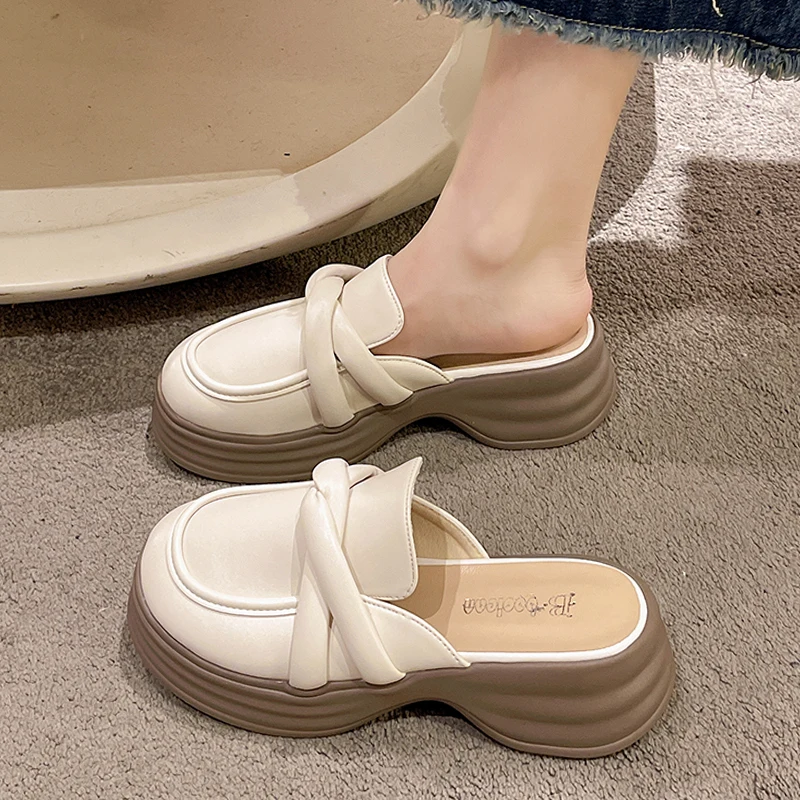 

House Slippers Platform Shoes Woman 2023 Cover Toe Med Pantofle Flat New Autumn Slides Rubber Retro PU Shoes Woman's Slippers Sl