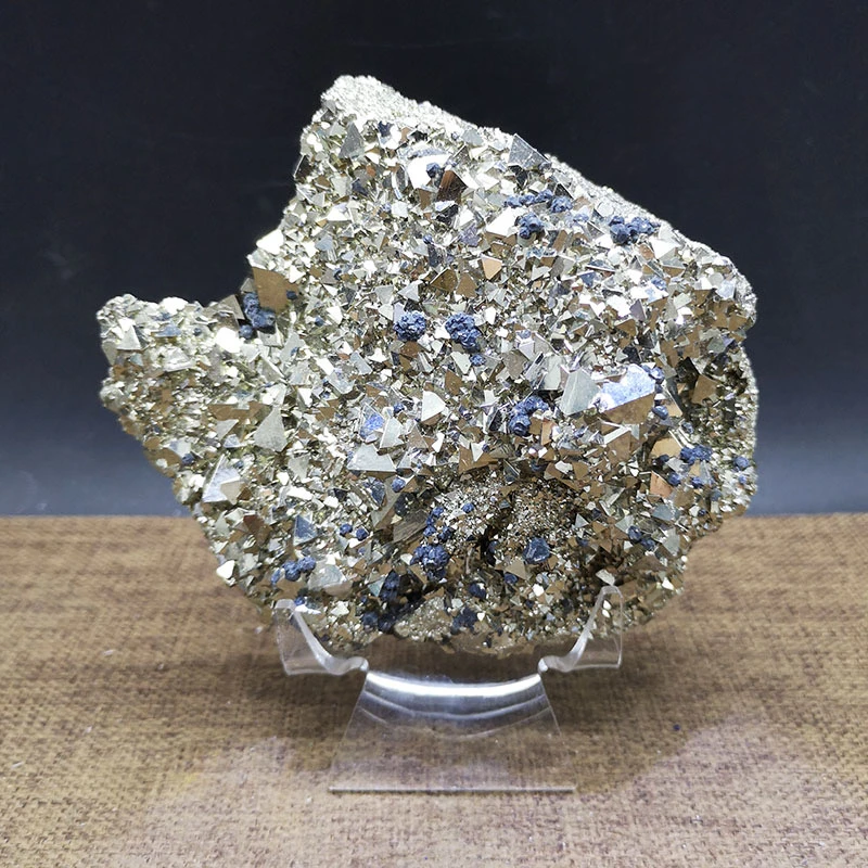 

Natural Pyrite ore Original Stone， Office Decoration Crafts Strong Energy And Magnetic Field, Healing Stone Home crafts