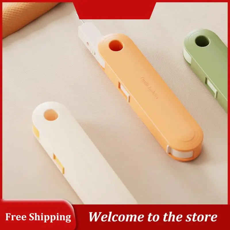 

Elastic Band Sheet Holder Easy Installation And Removal Convenient Bed Sheet Tissue Sheet Clip Thickness Universal Save Time