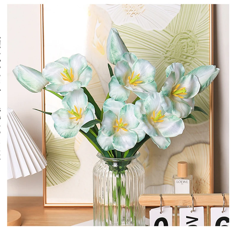 Искусственные шелковые тюльпаны 3 штуки