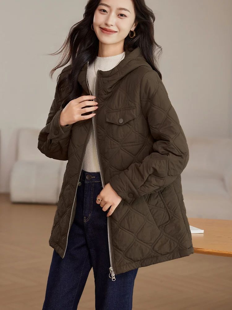 Стеганая верхняя одежда с ромбами женская зимняя новинка 2024 свободная куртка