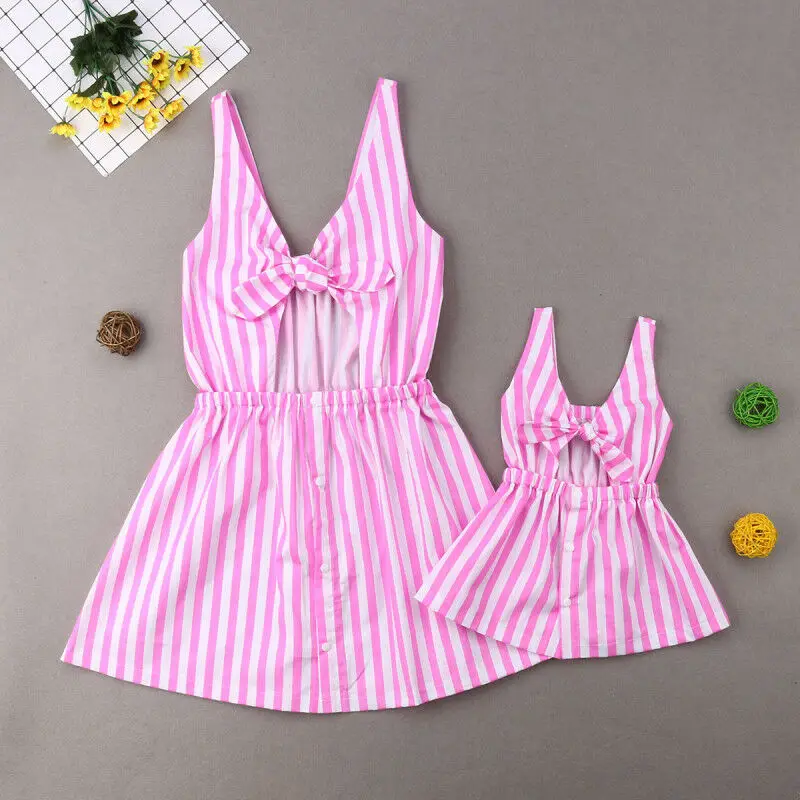 

Dresses Matching Clothing Stripe Mom Girl Summer Dress Fashion Motherdaughter Family Sleeveless Bow Clothes