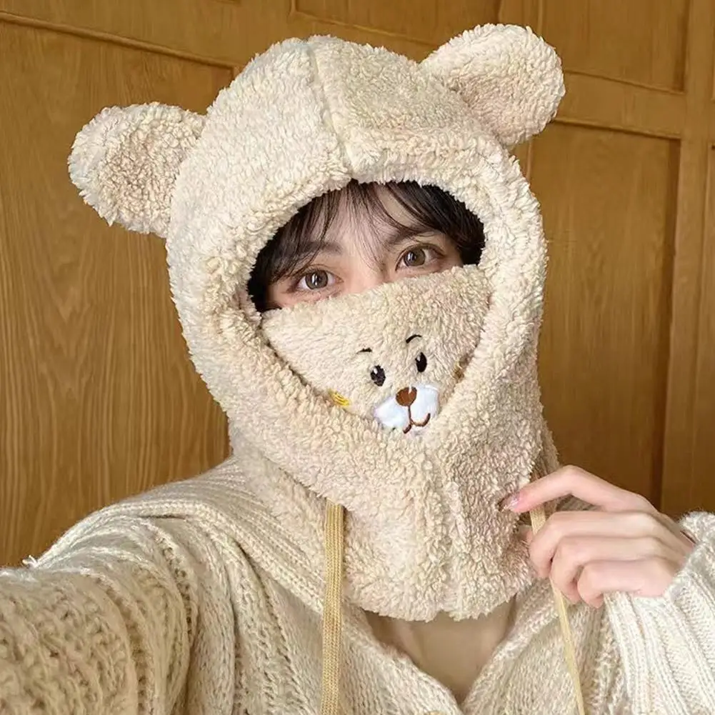 Зимняя шапка с милым медведем теплая универсальная из овечьей шерсти корейская