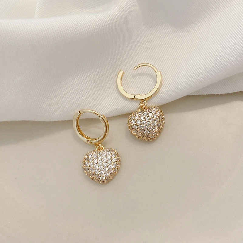 

South Korea Fashion Simple Small Classic Sweet Heart Drop Earrings Birthday Party Gift Woman Jewelry Stud Earrings 2022