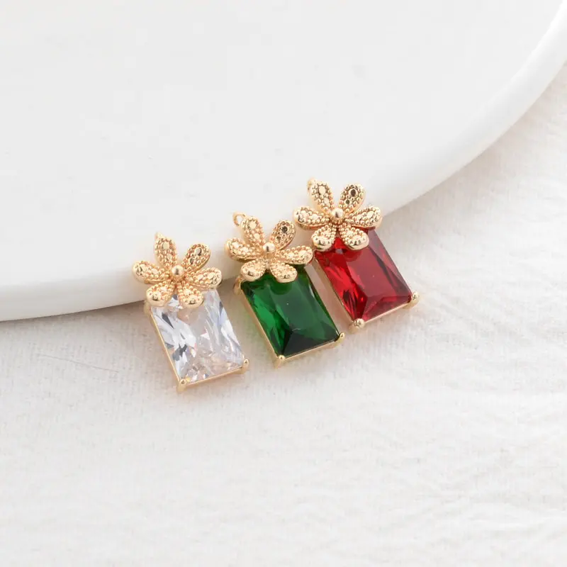 

Подвеска с цветами из циркония и покрытием из настоящего золота, 8 х16 мм, 14 к