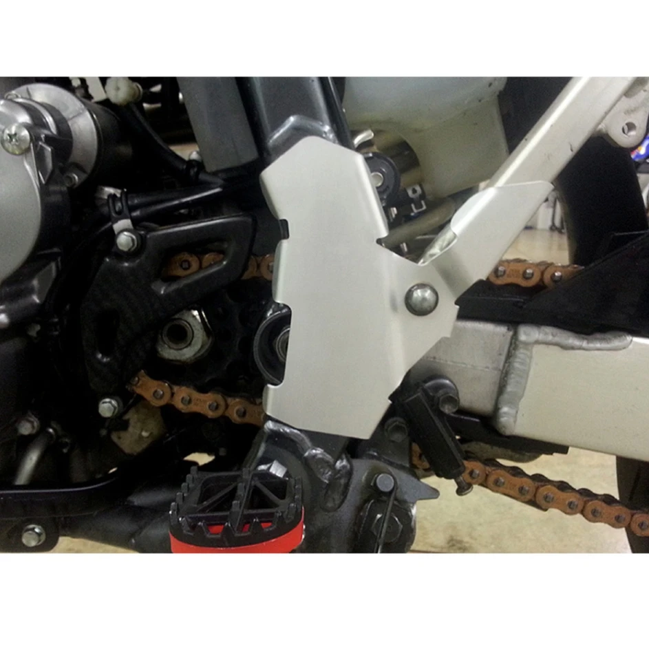 

Motor For SUZUKI DRZ 400 SE DRZ400SM 2000-2020 2019 2018 2017 2016 2015 2014 2021 Heel Protective Cover Brake cylinder Guard