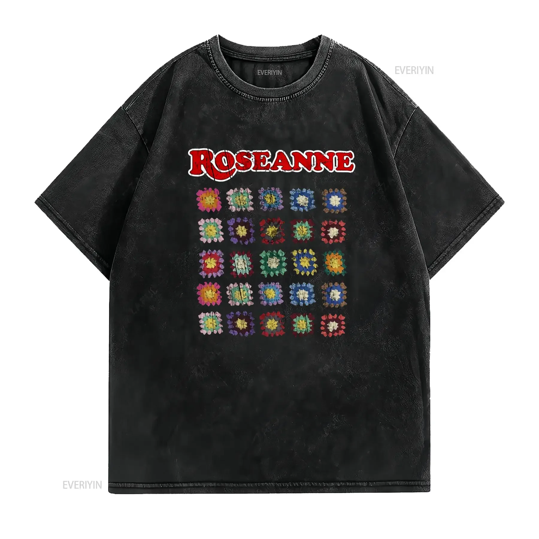 Фото Винтажная футболка с принтом в стиле шоу Roseanne, с разноцветным узором «бабушкин квадрат», повседневная, с эффектом потертости, удобная №2