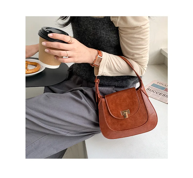 Винтажные модные сумки через плечо с клапаном для женщин маленькая сумка на