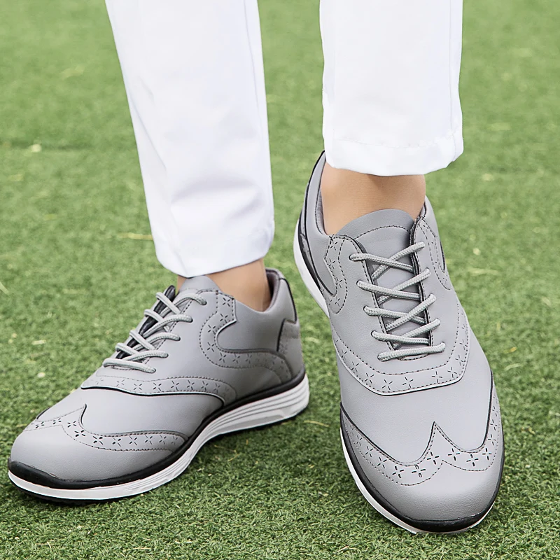 Professional Men's Golf Shoes Men's Outdoor Walking Sneakers Men's Classic Golf Shoes Men's Brown White Blue Golf Training Shoes