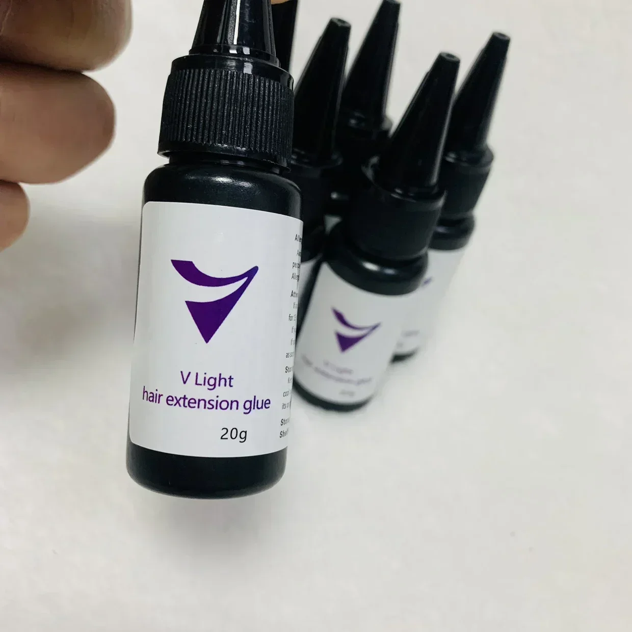 Фото Оптовая продажа, клей для наращивания волос V-Light, 20 г, инструмент V-light Traceles для ленты, инструмент для наращивания волос, профессиональный клей vlight №4