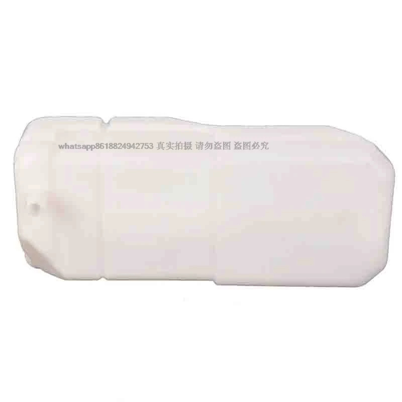 Охлаждающая жидкость радиатора резервуара для воды 6736379 ​ Для мини-погрузчика