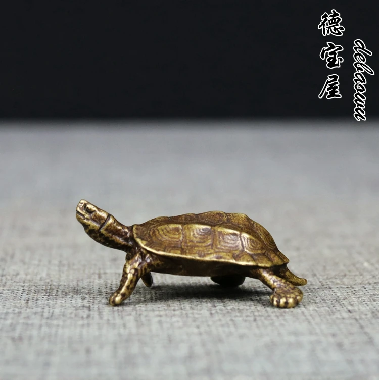 

Solid pure copper longevity turtle ornaments, personalized small size copper turtle tea pet accessories, living room, house