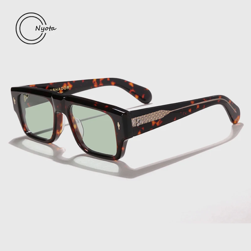 Солнцезащитные очки квадратные