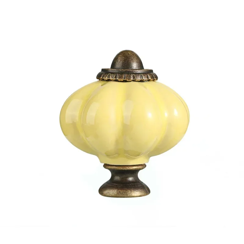 

Керамические дверные ручки 1/2 шт.