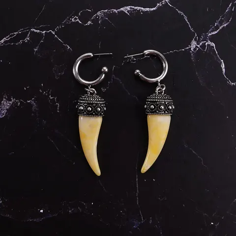 Серьги-подвески WEALTHYBOO с рогом из жемчуга