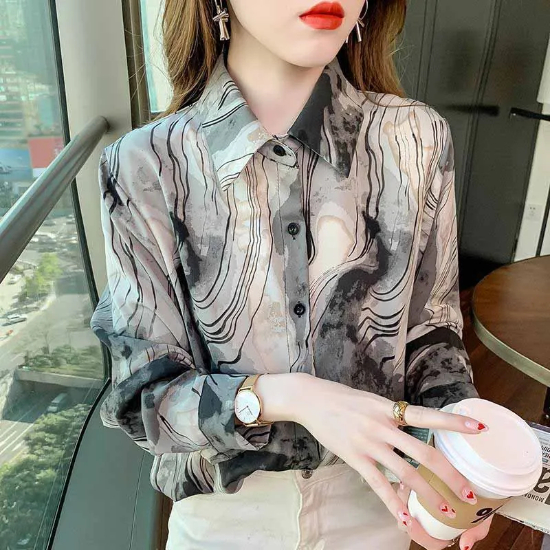 

Casual Blouses 2022 Women Long Sleeve Tops Spring and Autumn Korea Temperament Sun Protection Shirts Loose Print Blusas Ladies