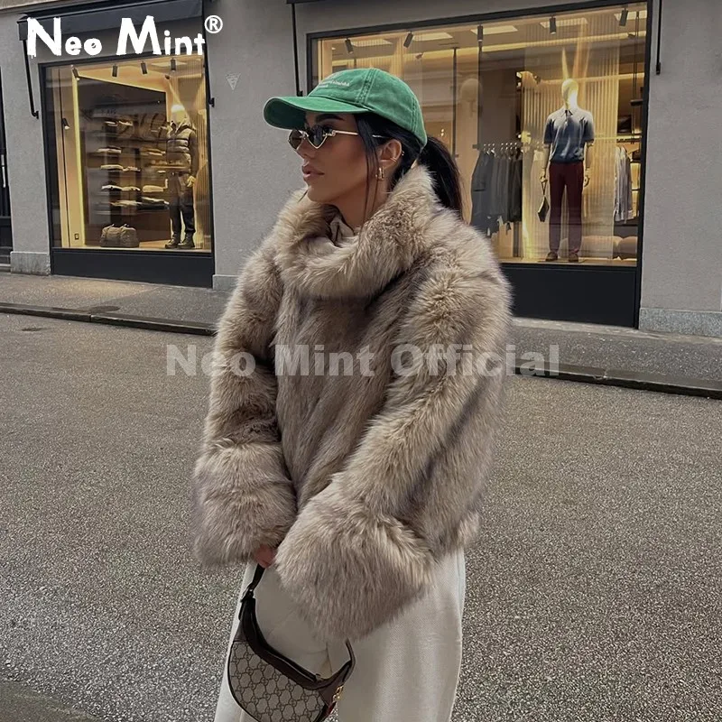 Фото Neo Mint New Blogger Fashion 2025 Осень Зима Пуловеры из искусственного меха Женская куртка из искусственного лисьего меха Пальто Шикарный уличный толстый джемпер для девочек №1