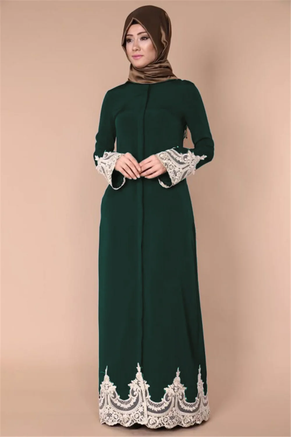 Muslim Dress Women Middle East Lace Vestidos Arabes Dubai Y Turcos Caftan Marocain Abayas for Women Robes