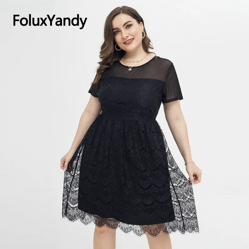 

Женское кружевное платье-трапеция с круглым вырезом и коротким рукавом