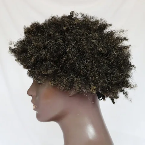Серый смешанный человеческий волос Virgin Remy Короткий афро-кудрявый машинный парик 6 дюймов Короткий вьющийся парик с полной головой Машинный серый парик из человеческих волос
