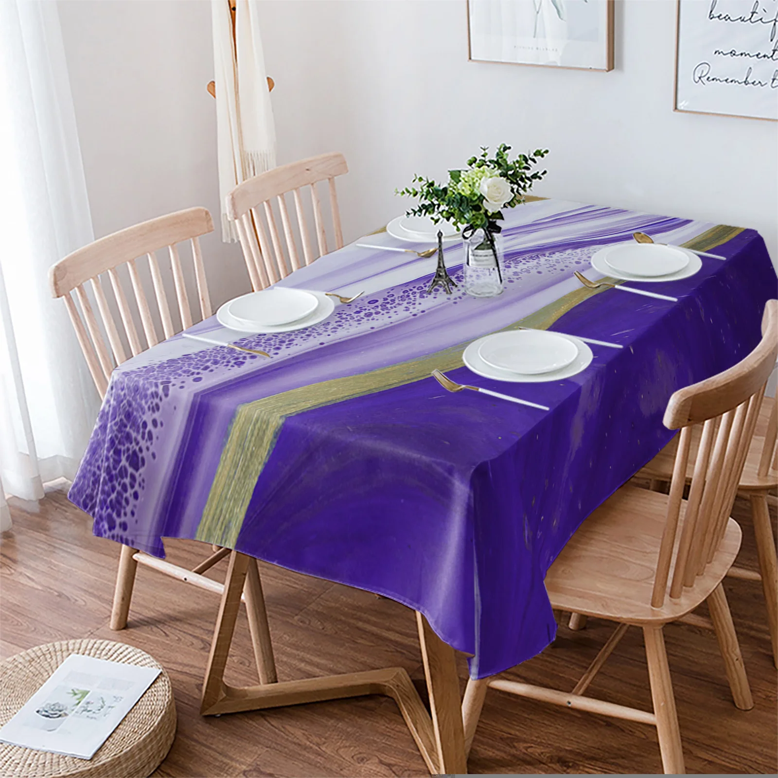

Водонепроницаемая скатерть для обеденного стола с фиолетовой градиентной текстурой