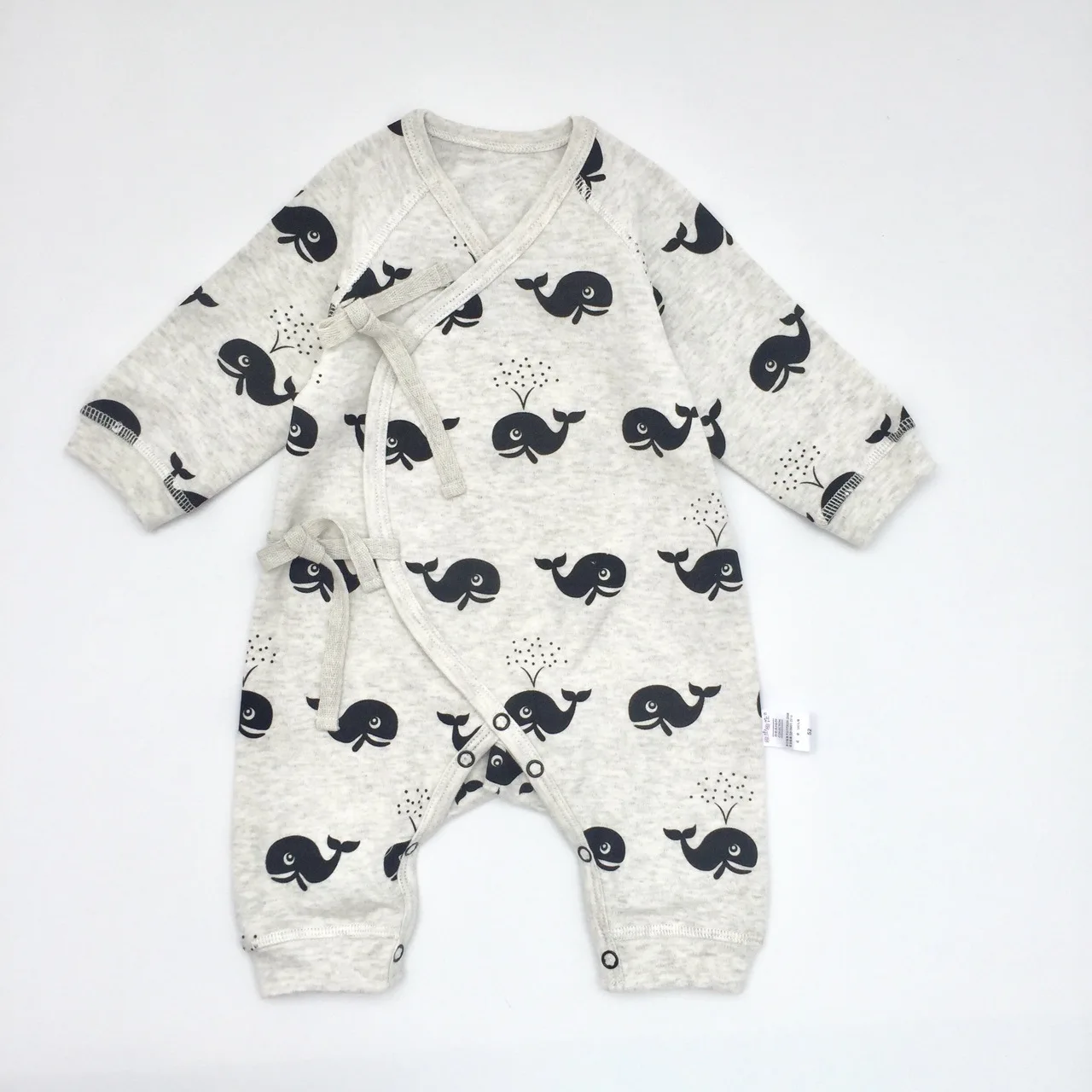 

2021 spring and autumn long climb cute gray diagonal Lace Up Korean long sleeve newborn baby group suit one-piece clothes
