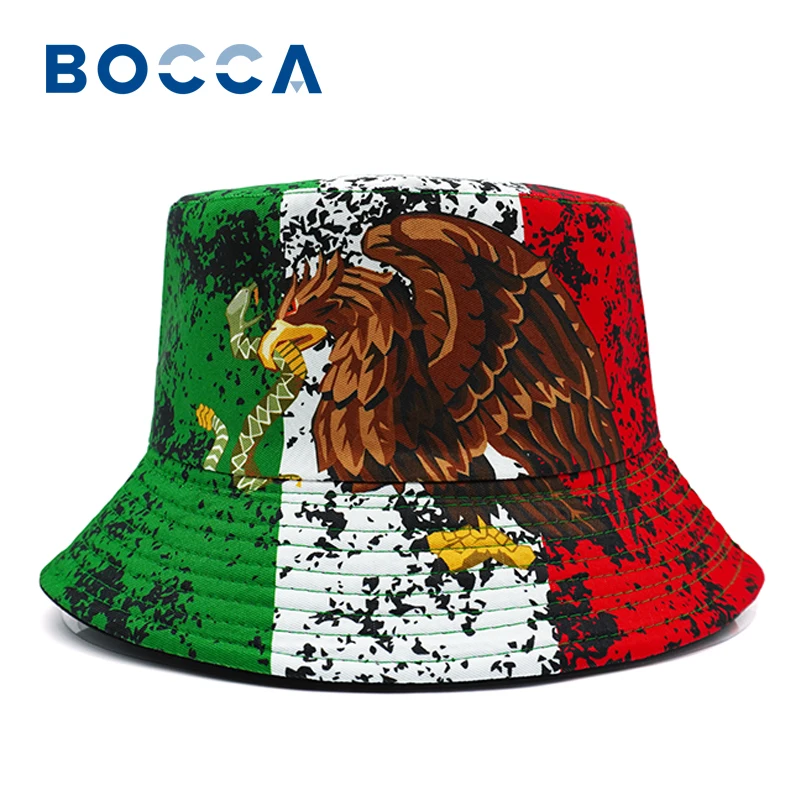 Панама с национальным флагом и принтом в мексиканском стиле