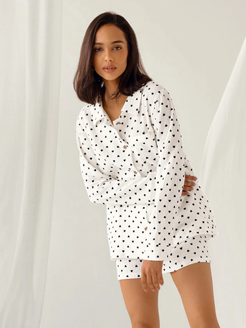 Рисунок 2 - Женская пижама с принтом Marthaqiqi