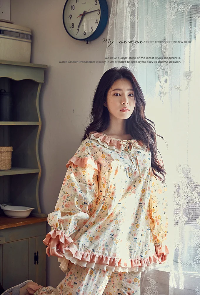 Women Cute Floral Lace Pajama Sets.Vintage Ladies Girl's Long sleeve Princess Pyjamas Set.Flowers Sleep Loungewear Nightclothes