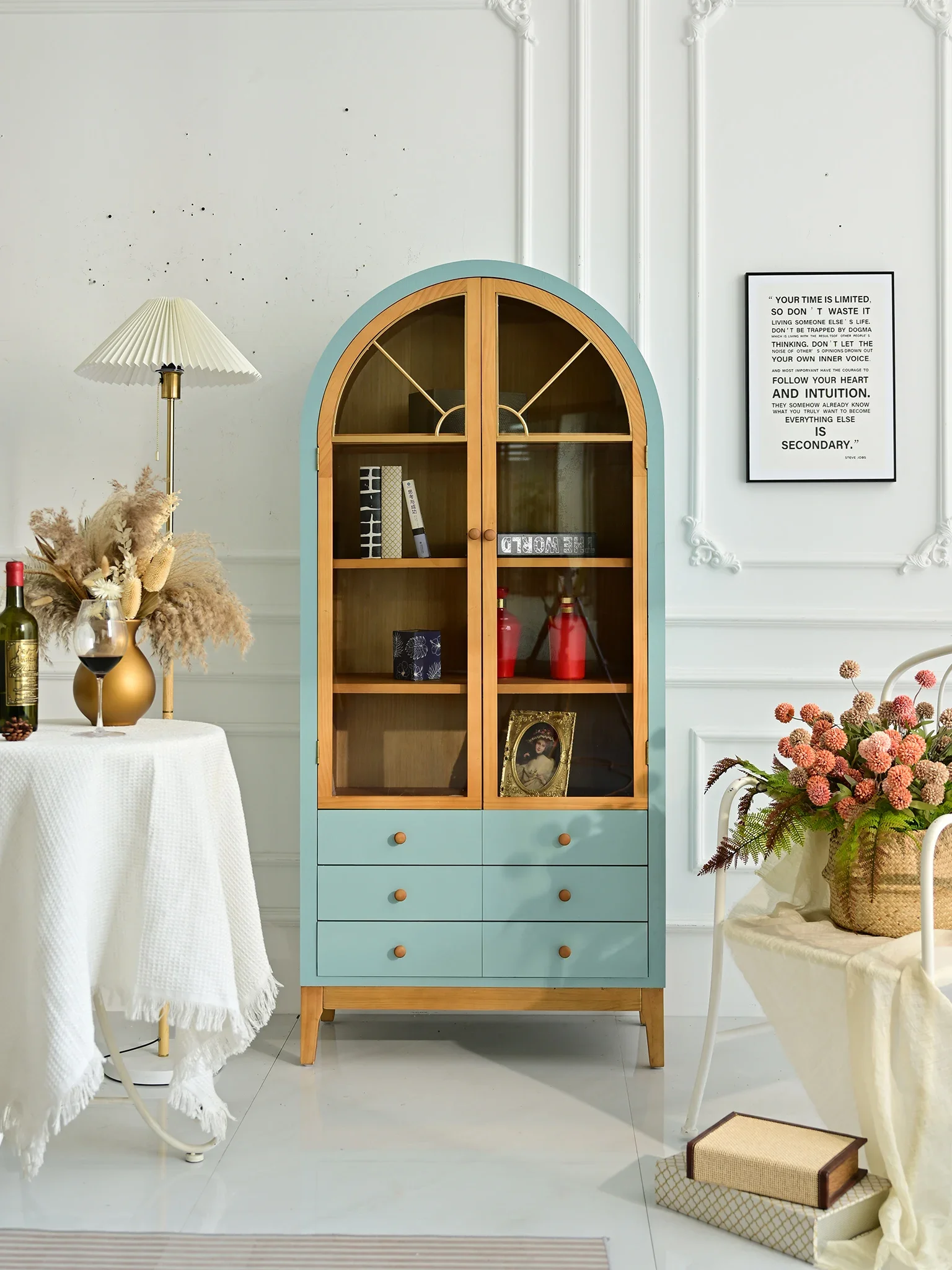 Французский Ретро Шкаф для столовой из массива дерева на боковой стене изогнутый