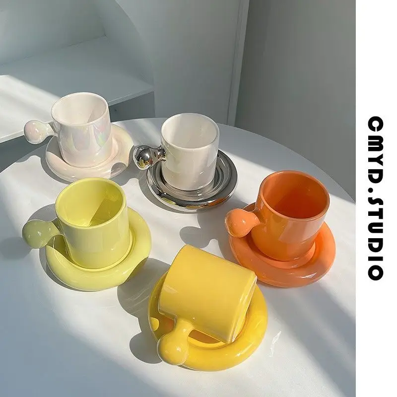

Белая кружка, креативная молочная керамическая кофейная чашка, серебряная чашка для полных пар, чайные чашки и блюдца для кафе, набор чайных чашек, чайный набор