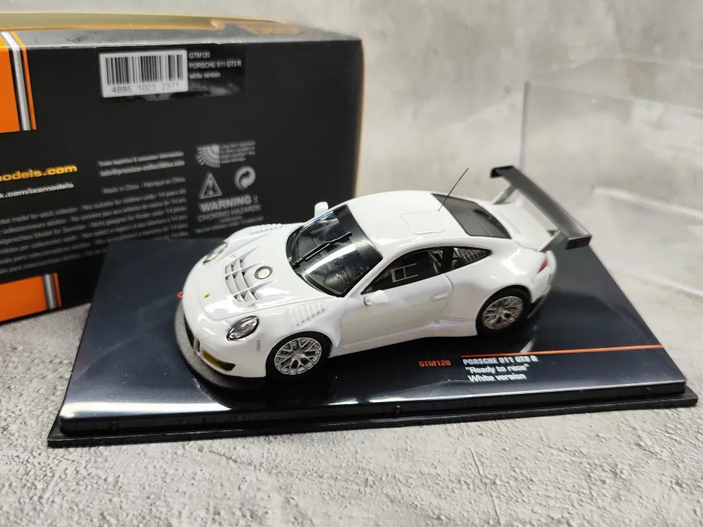 

IXO 1/43 Scale Die-Cast Car Model Toys PORSCHE 911 GT3 R "Ready to race" White Diecast Metal Vehicle Toy For Boys Kid Collection