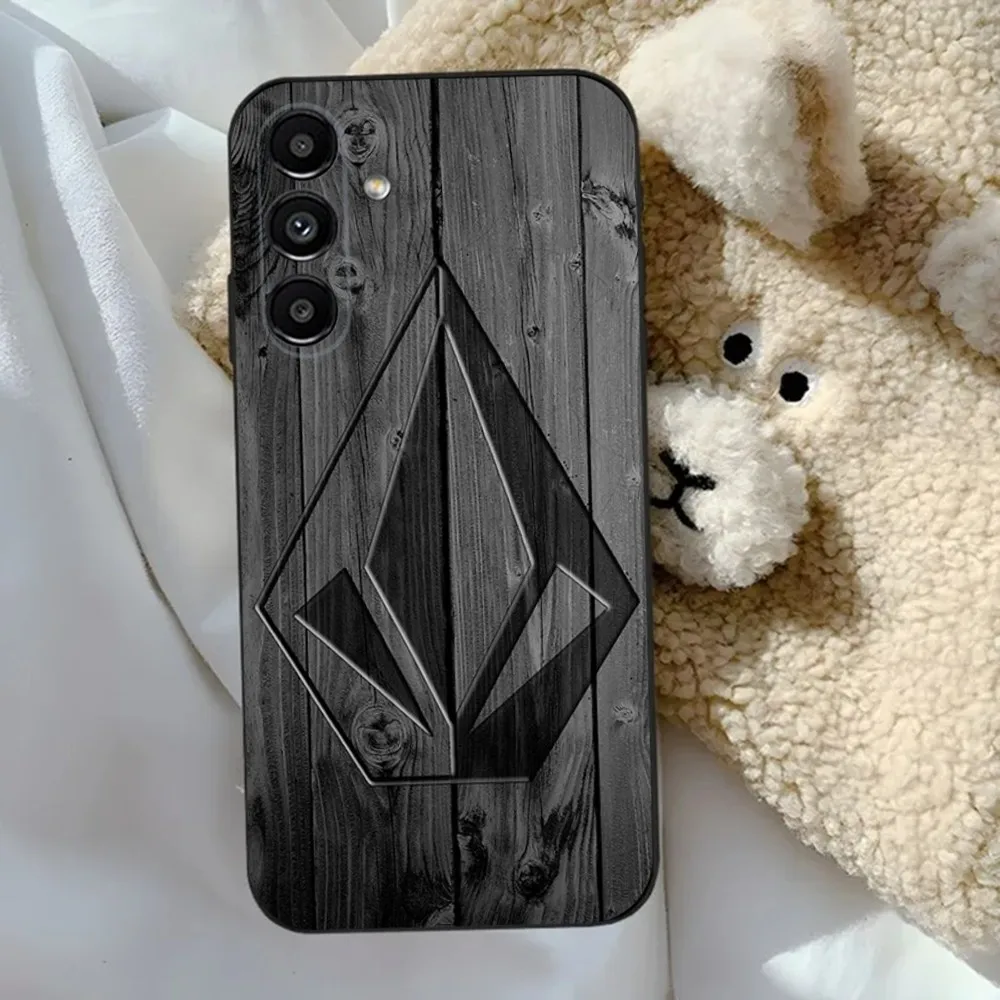 Модный стильный спортивный чехол для телефона V-VolcomS Samsung S24 23 22 30 21 10 9 Ultra Plus Lite FE 5G