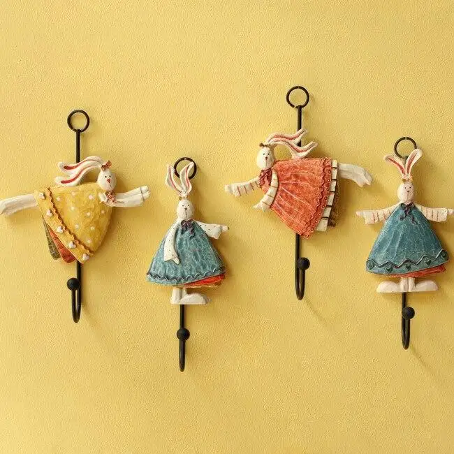 

1 Pc Lovely Rabbit Resin Coat Hook Iron Hook Rural Style Resin Deocation Home Decoration Color Randomly